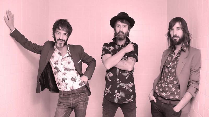 !!! (Chk Chk Chk), Sidonie y Neuman nuevas incorporaciones del Low