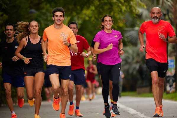 New Balance presenta la campaña “BreakFaster”, con la que los corredores
podrán canjear kilómetros por desayunos saludables