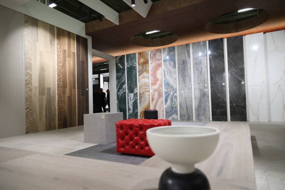 Un stand durante la última edición de Cersaie. Foto: PAU LLORCA/GVA - 