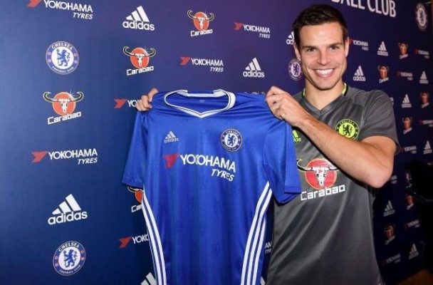 Azpilicueta renueva con el Chelsea hasta 2020