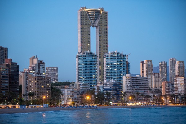 Hosbec avisa: Benidorm pierde casi 10 puntos de ocupación hotelera en los primeros 15 días de octubre
