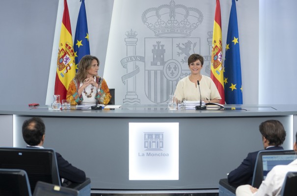 El Gobierno crea la tarifa de gas vecinal y aumenta el número de beneficiarios del bono social