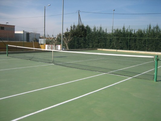 La Alberca demolerá sus pistas de tenis en 