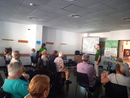 Benetússer inaugura un ciclo de charlas y talleres sobre eficiencia energética y cambio climático