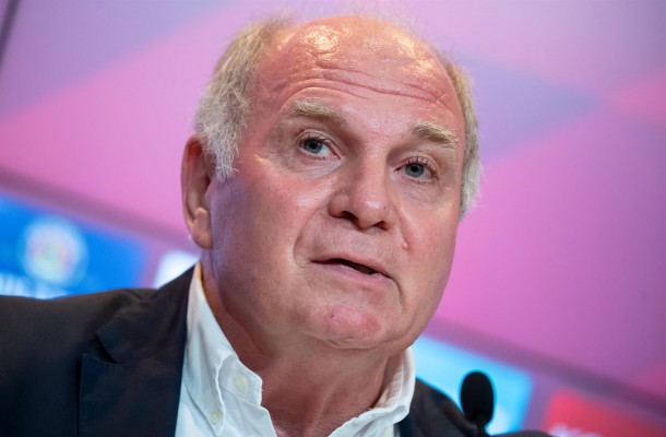 Uli Hoeness es respaldado por el presidente del Bayern Múnich tras su polémico enfrentamiento por Catar