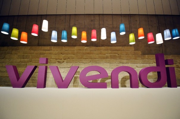Mediaset denuncia las hostilidades de una Vivendi que ya le controla el 10% del capital