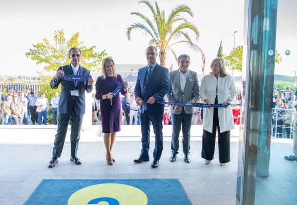 Calconut corta la cinta de su sede de Mutxamel con la previsión de facturar 215 millones, un 40% más 