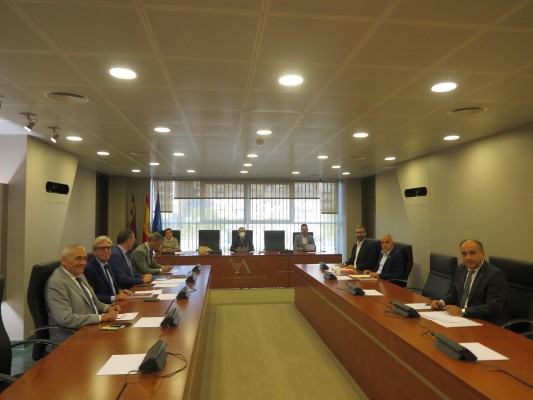 El PSOE avisa de que irá a los tribunales si la Asamblea no justifica a Carrera como portavoz
