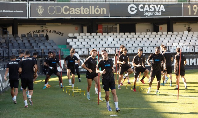 El Castellón busca aprobar su asignatura pendiente a domicilio y dormir líder a costa del Alcoyano