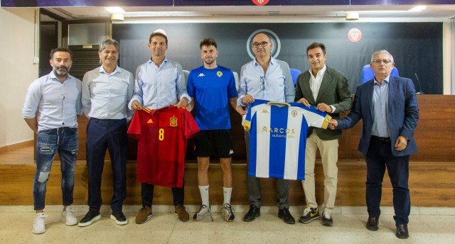 Ofrenda, mesa redonda y partido de leyendas para el Centenario del Hércules
