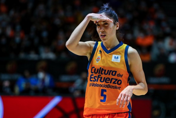 Cristina Ouviña estará fuera de las pistas cerca de un mes por su lesión muscular 
