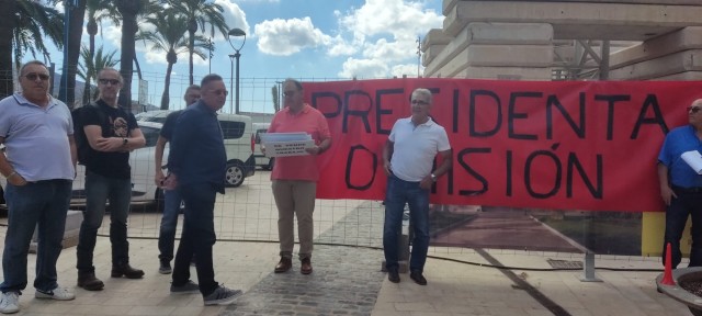 Los trabajadores de la APC denuncian la externalización 