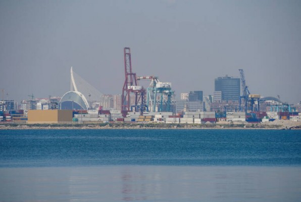 Uno de cada cuatro coches gestionados por puertos españoles pasa por Valenciaport