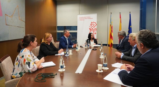 Fvet pide a la Conselleria de Movilidad medidas ante la escasez de conductores profesionales