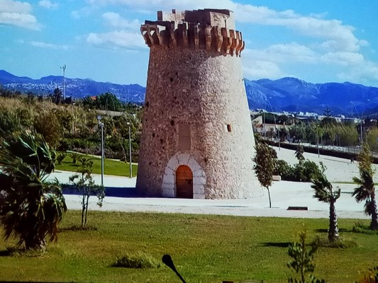 Las torres vigía del litoral valenciano: de avistar piratas a atraer turistas