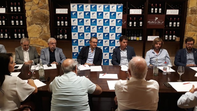 CEV y Uepal ponen en marcha por separado sus iniciativas para mejorar los PGE para Alicante