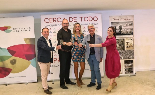 Sant Joan se adhiere a  l'Exquisit Mediterrani para 