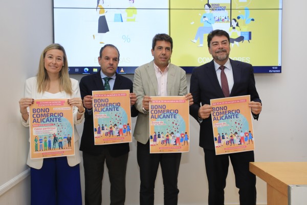 Alicante 'vende' cheques por más de 400.000 euros en el primer día de la campaña del bono-comercio