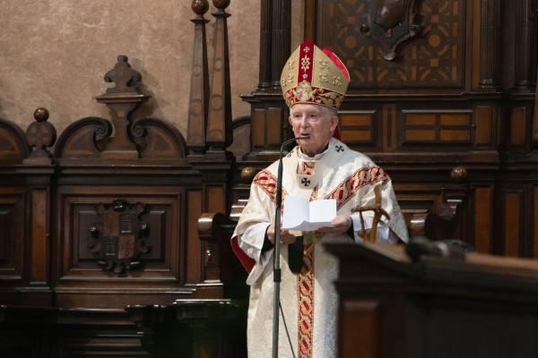 El cardenal Cañizares, un mediático baluarte de la Iglesia más conservadora
