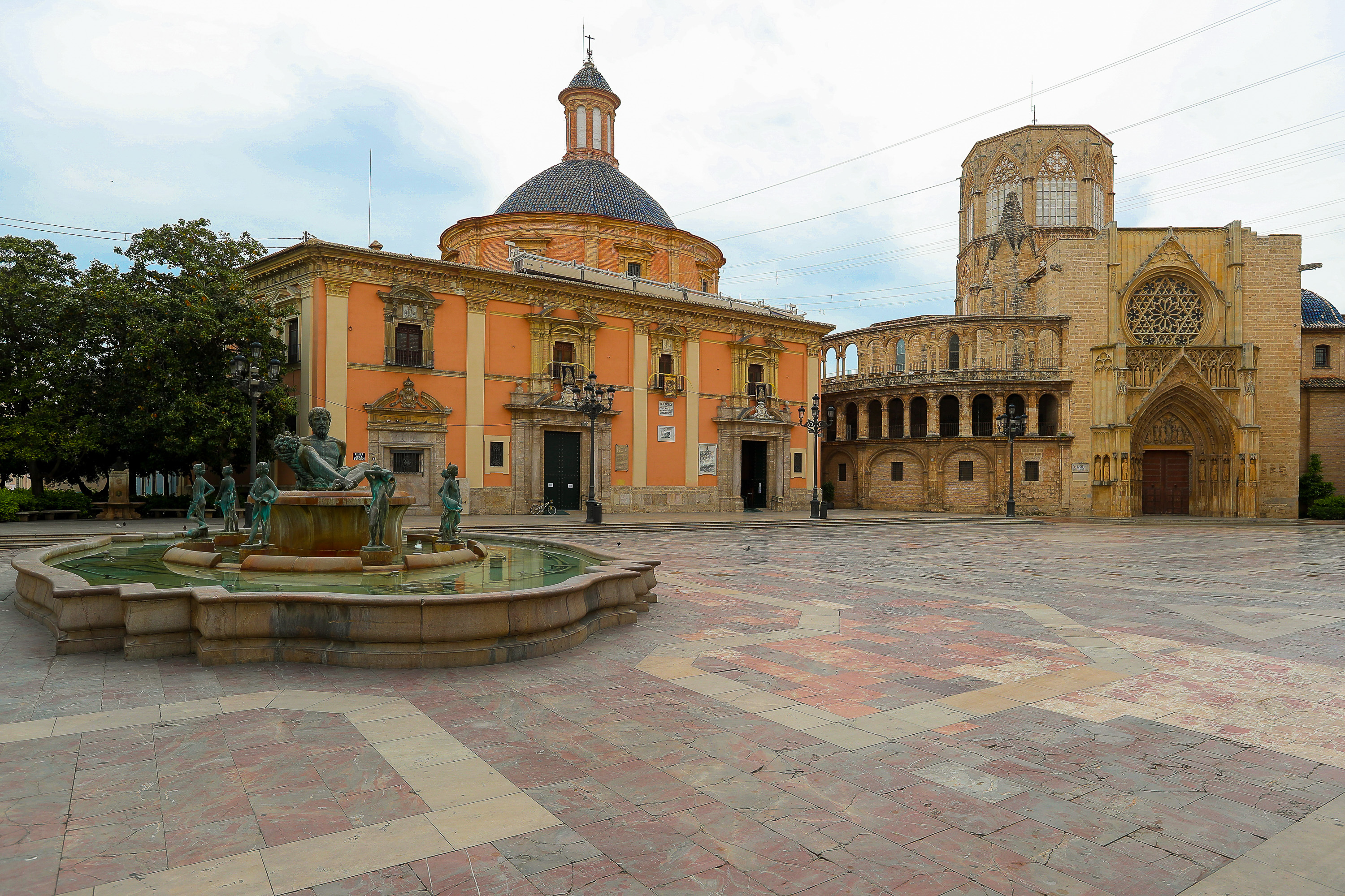 Reiventemos otra fiesta para València, además del 9 d' Octubre