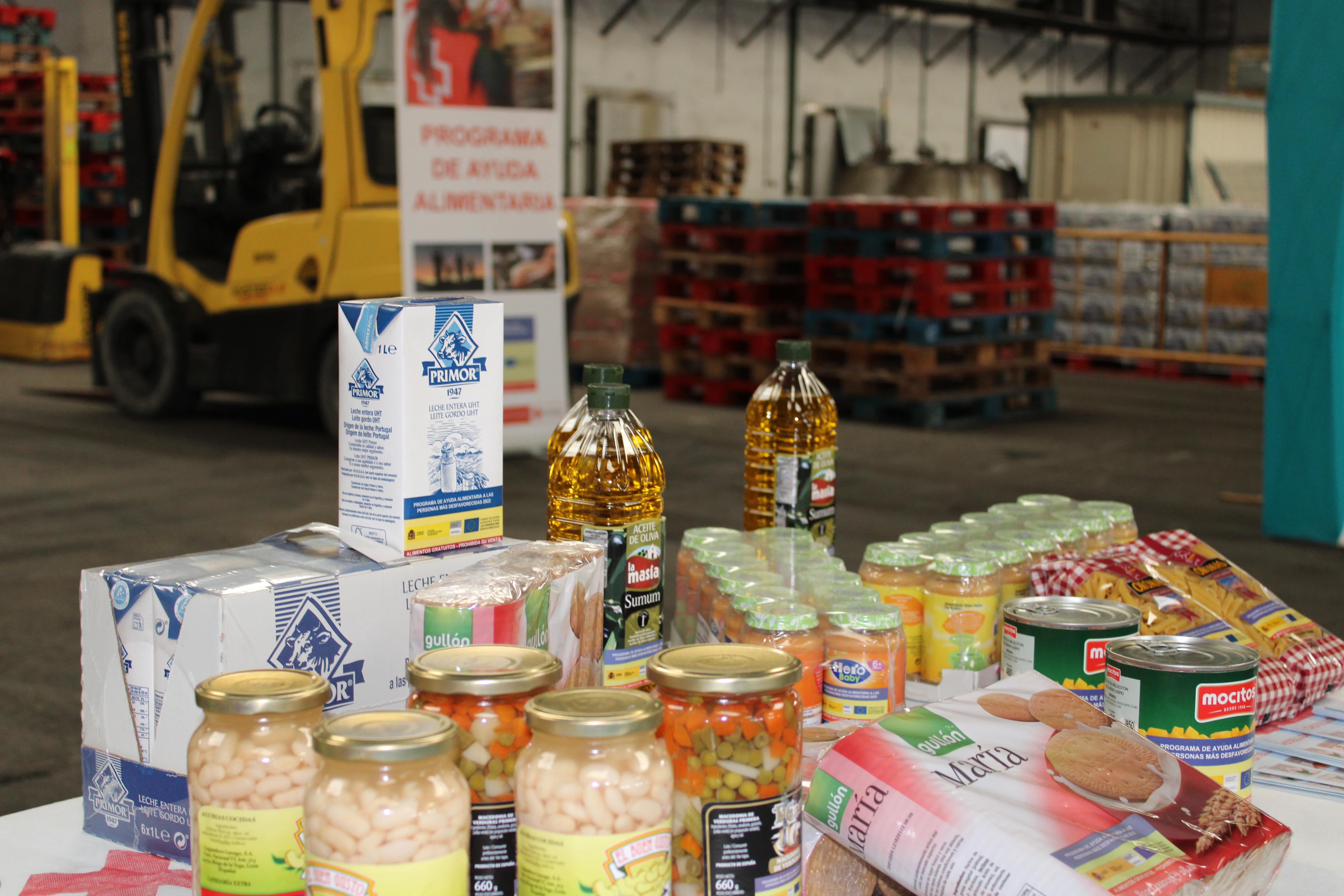 Cruz Roja repartirá 334.407 kilos de alimentos entre los más necesitados en Castellón hasta final de año