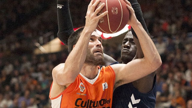 El Valencia Basket se lleva el duelo de invictos