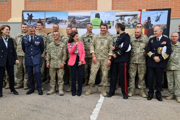 Militares ucranianos recibirán formación en Zaragoza para un sistema antiaéreo de España