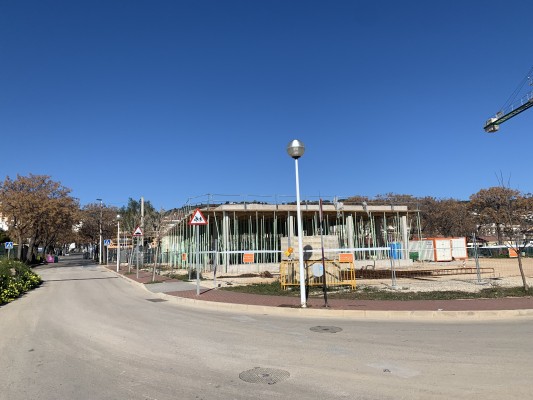 Xàbia espera el aval del Jurídic Consultiu para buscar otra empresa que acabe el colegio Trenc d’Alba