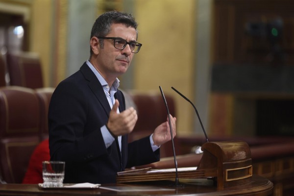 Bolaños sostiene que el reparto de los PGE entre CCAA es 