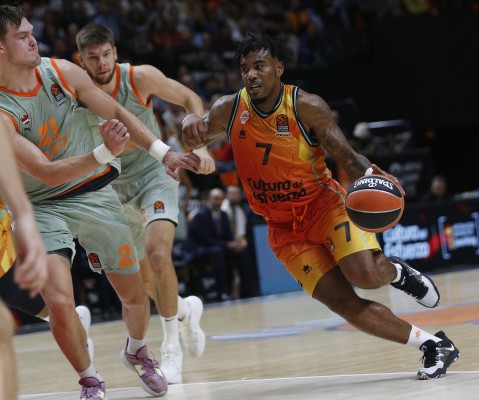 Baskonia exprime la inconsistencia del Valencia Basket