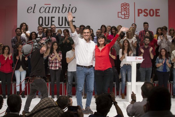 El desquite de María González Veracruz, el 'mirlo blanco' de Pedro Sánchez en la Región