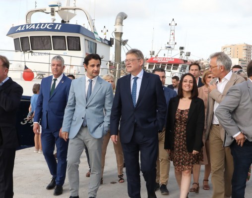Puig asegura que la nueva lonja y el puerto de Torrevieja atraerá empleo y mejorará la economía