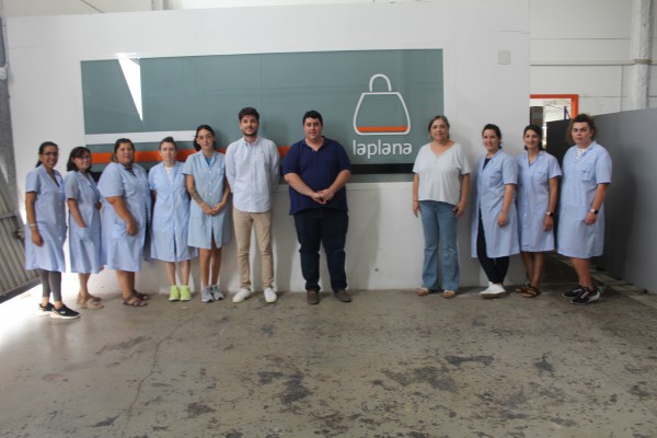 Nules retoma el taller de elaboración de artículos de piel y textil junto a la empresa local LaPlana