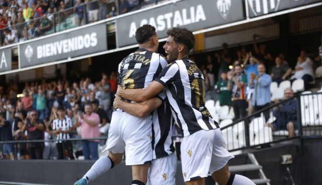 El balón parado, un valor añadido para el Castellón