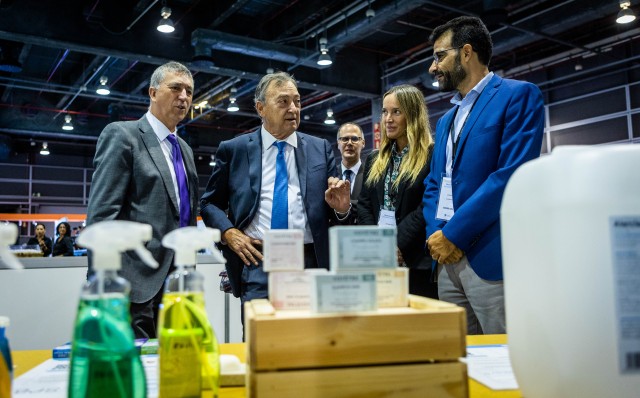 Arranca Eco Chemical Solutions, la primera feria de un sector que representa el 12 % del PIB valenciano