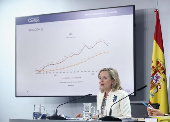 El Gobierno prevé casi 21 millones de ocupados a finales de 2023 y una tasa de paro inferior al 12%