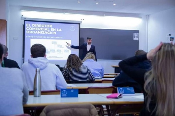 La UA ficha a Diego Ramírez Verdú (Hotel Maya) para los postgrados de gestión hotelera