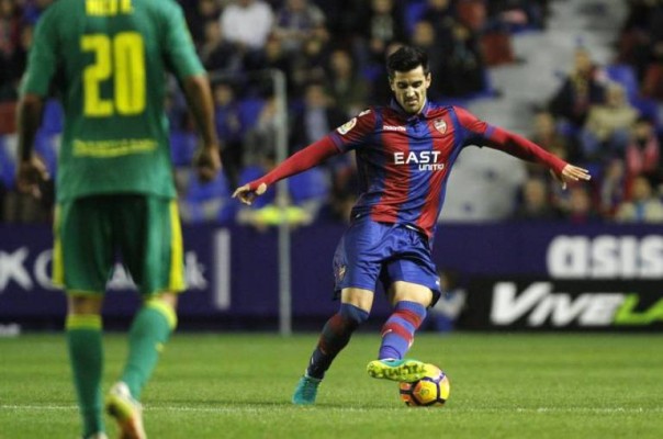 Chema estará seis semanas de baja por una rotura muscular