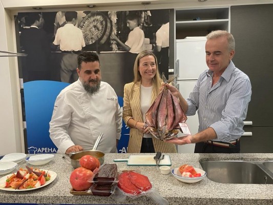 Alicante abre un espacio de 'showcookings' para celebrar el centenario del Mercado Central