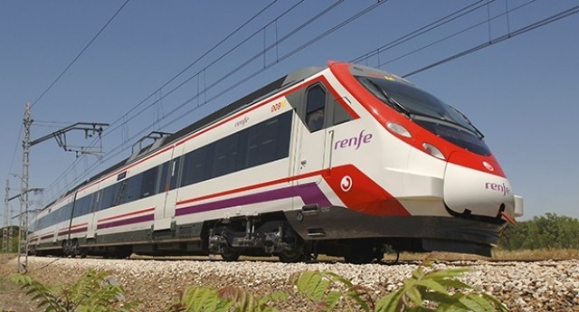 Renfe alcanza 160.000 abonos gratuitos para cercanías y media distancia en la Comunitat