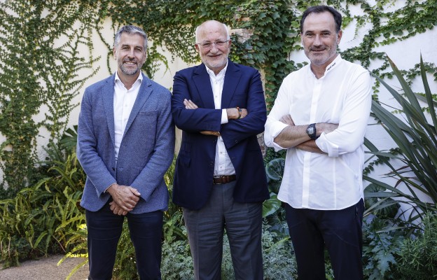 València 5 Estrellas y Miguel Martí se alían para la gestión gastronómica del Casal España Arena