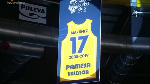 El 17 de Rafa Martínez sube al ‘cielo’ de la Fonteta
