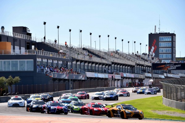 Doblete de Continental Racing al paso de la Lamera Cup por el Circuit
