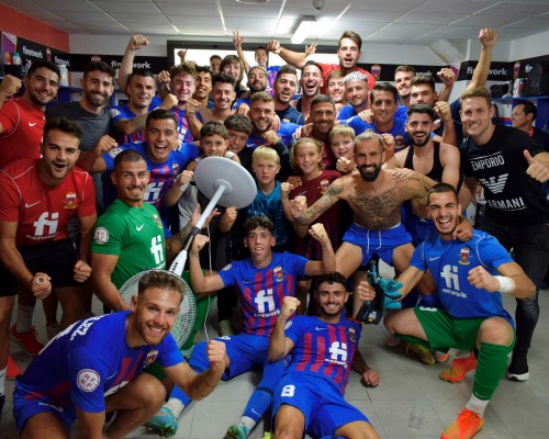 Victorias con remontada de Alcoyano y Eldense y empate de La Nucía
