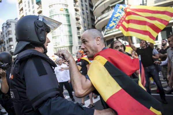 Las agresiones del 9 d'Octubre de 2017, un lustro atascadas aún en el juzgado