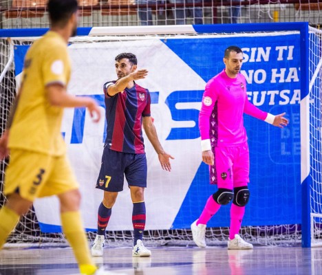 El Levante pierde el pulso por el liderato