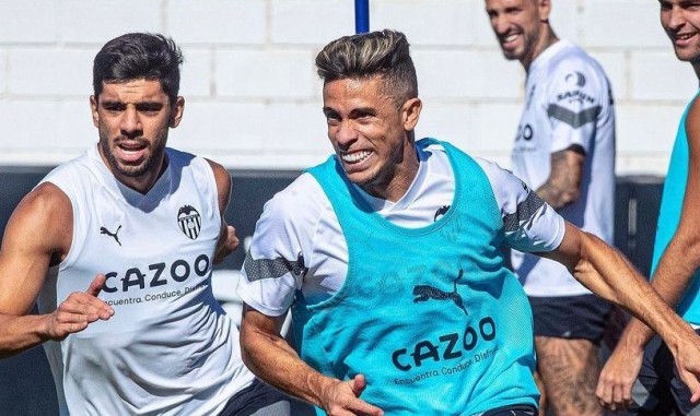 El Valencia CF busca en Cornellà su primer triunfo a domicilio