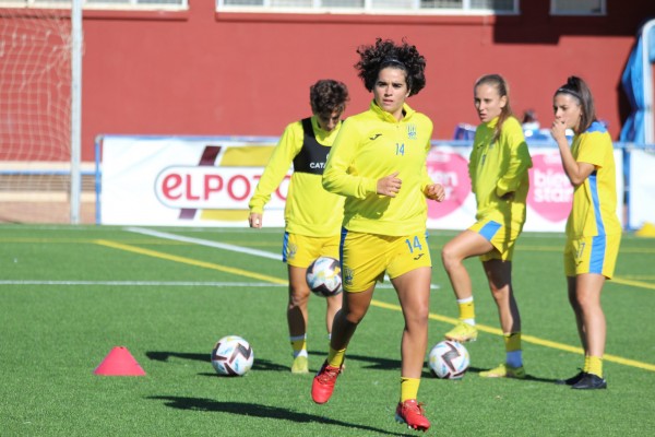 El Alhama CF busca puntuar por fin en la Liga F en Barcelona tras golear en la Copa de la Reina 