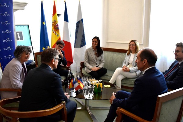 Cartagena y Troyes impulsan la movilidad de estudiantes en ingeniería de telecomunicaciones, civil e industrial