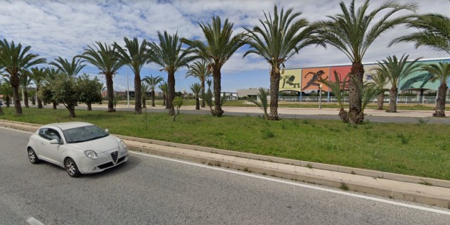 Elche renovará en un mes la Ronda Norte y prepara la señalización dinámica de los aparcamientos